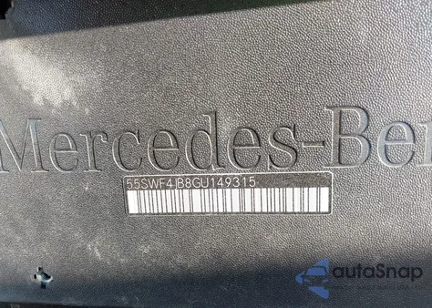 2016 Mercedes-Benz C 300 z USA, uszkodzony, nr VIN 55SWF4JB8GU149315